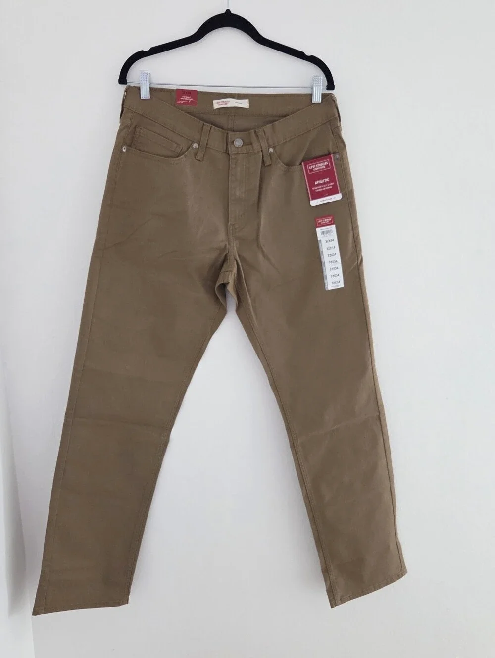 Levi Strauss Signature Men's Khaki Athletic Fit Jeans